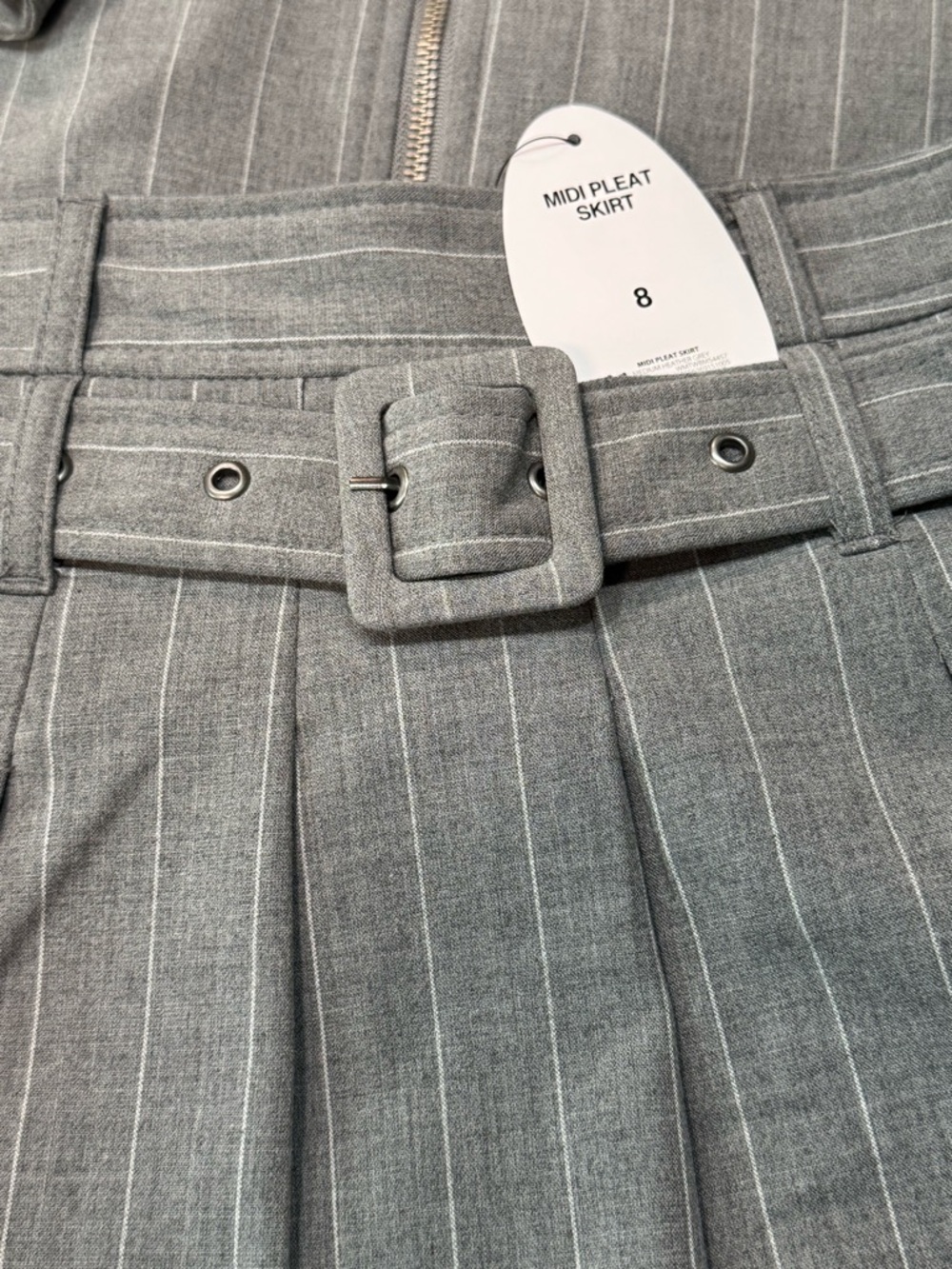 Scoop New with Tags Gray Pinstripe Pleated Skirt Size 8 & Jacket Size 12 Set - Picture 2 of 12